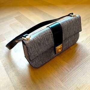 Ferragamo leather shoulder bag